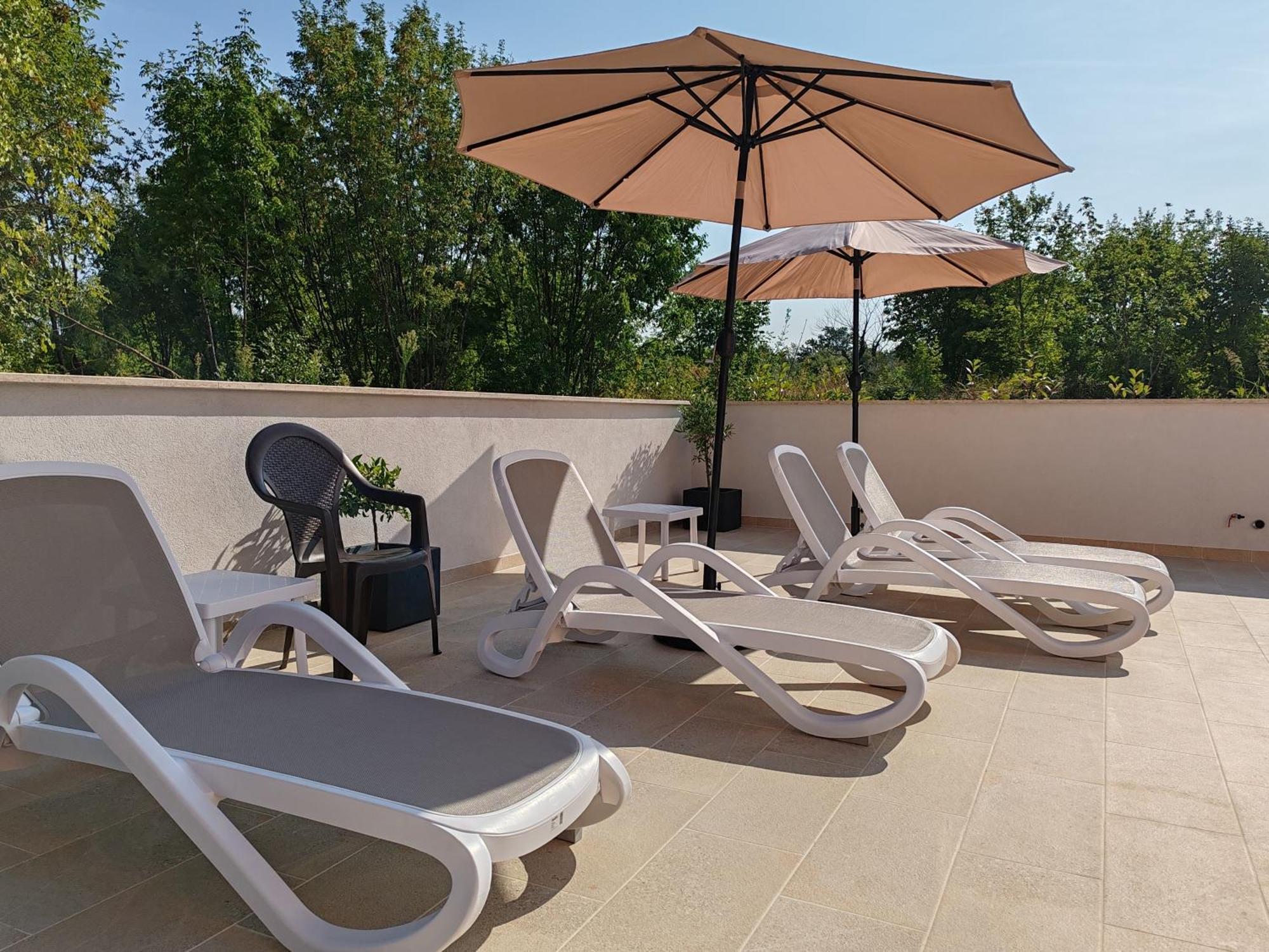 Apartments Oleander Lovrecica-Residence With Pool Экстерьер фото