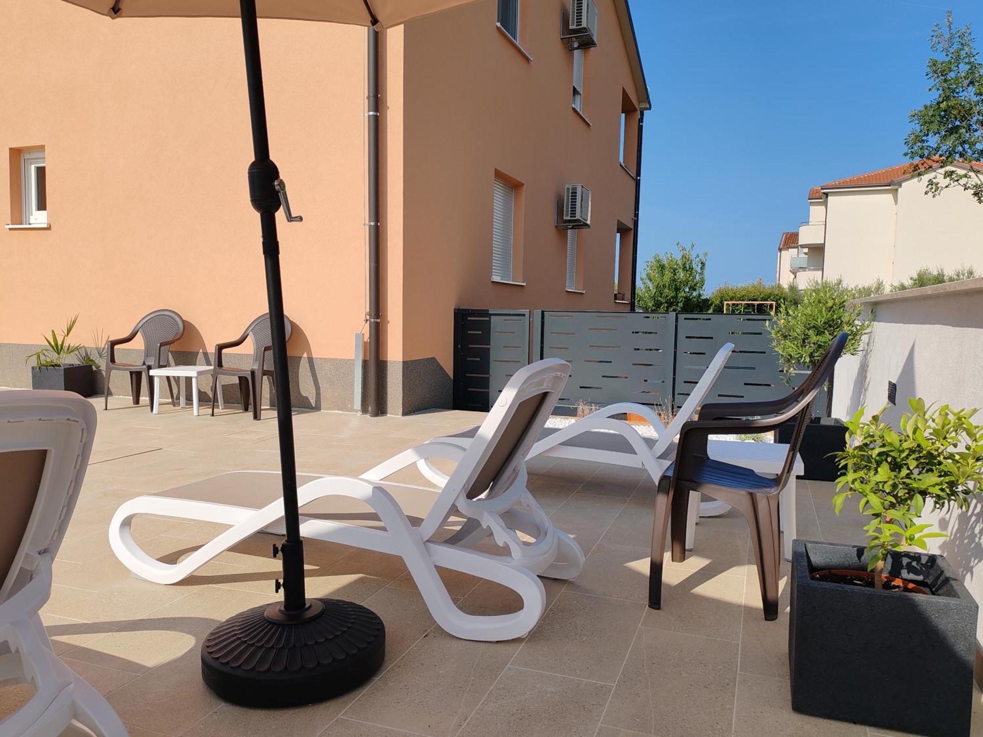 Apartments Oleander Lovrecica-Residence With Pool Экстерьер фото