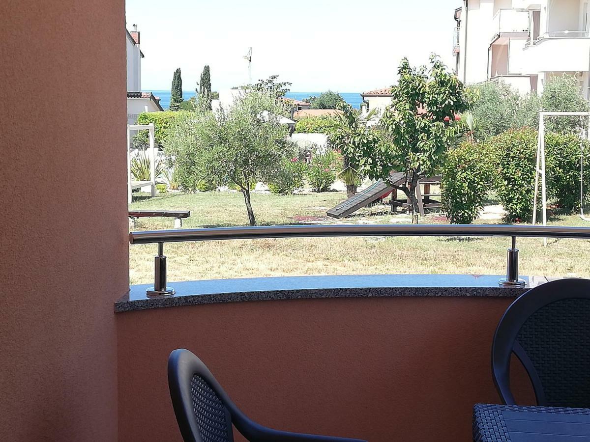 Apartments Oleander Lovrecica-Residence With Pool Экстерьер фото